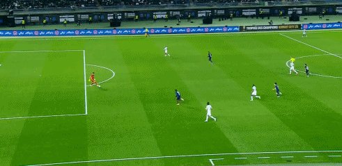 1767915502101060516.gif 巴黎.gif