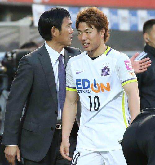 柠檬体育直播中超直播-任人唯亲到知人善任:森保一浅野拓磨师徒扬眉吐气